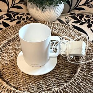 Ember White Smart coffee tea Mug with Charger 10oz
